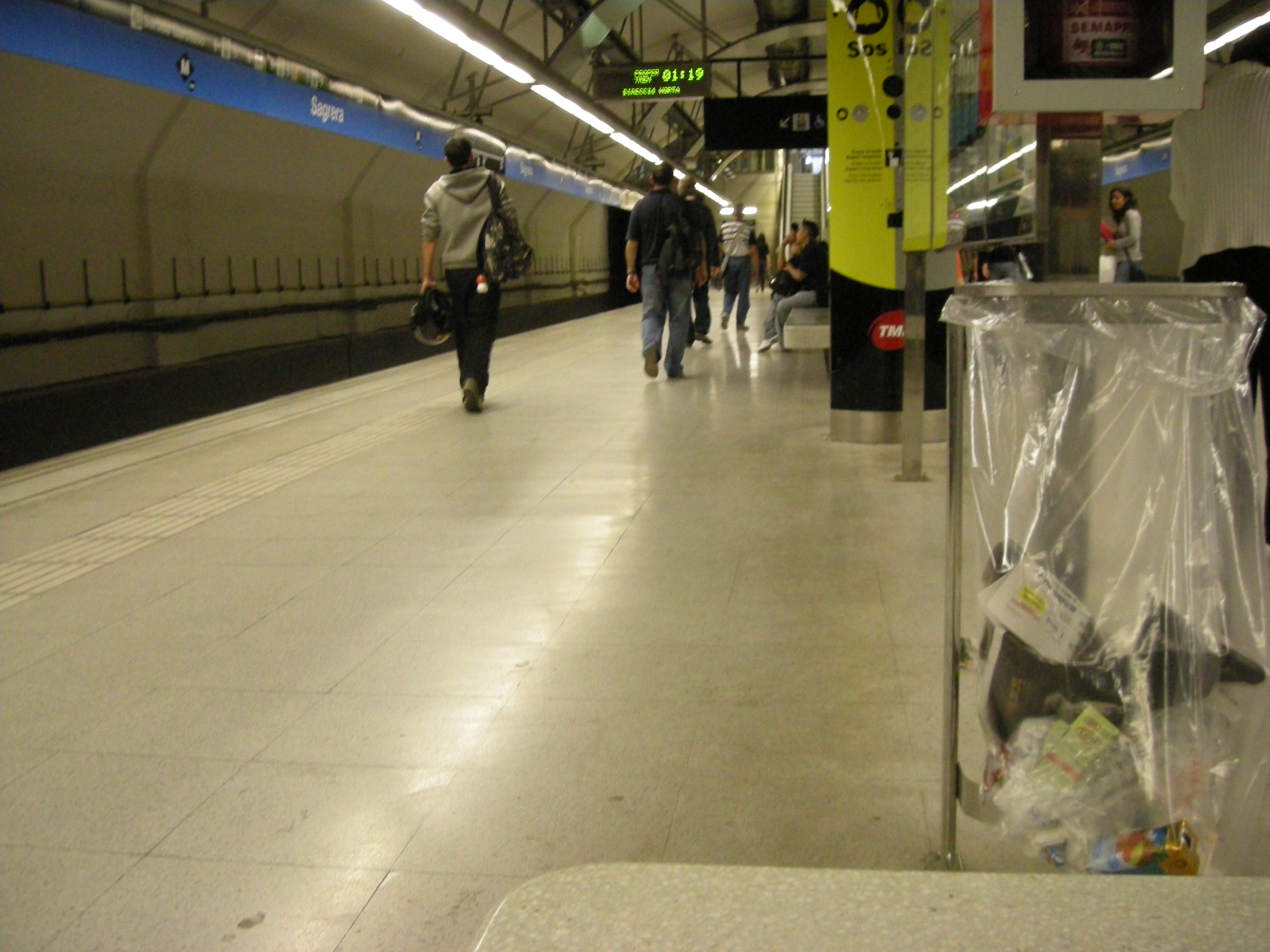 Estación de Metro de Sagrera