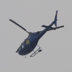 10 mayo 2009, Parte de la tarde hasta las tantas de la noche van sobrevolando un helicóptero azul que pone” TAF” y un helicóptero blanco muy chulo que parece del futuro.
