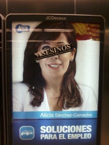 Asesinos! dice el cartel.... toma ya!